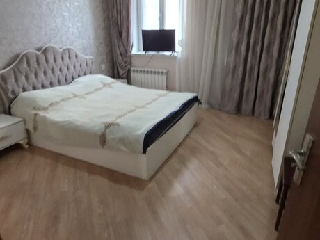 4 otaqlı mənzil, 110 m², Nizami: 360 000 ₼ 3