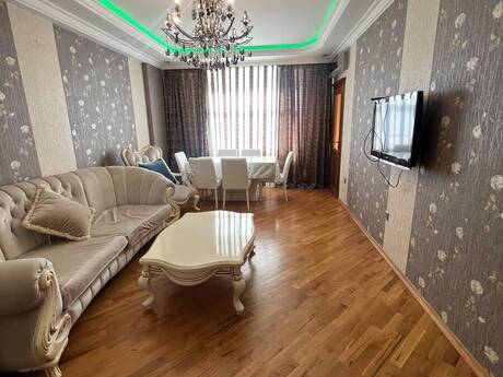 3 otaqlı mənzil, 93 m², Neftçilər: 260 000 ₼ 2