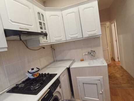 Аренда: 3-комнатная квартира, 100 м², 8 Noyabr: 170 ₼/мес 2