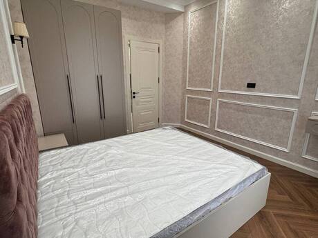 3-room apartment, 104 m², 8 Noyabr: 375 000 ₼ 5