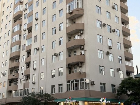 4-комнатная квартира, 175 м², Nizami: 420 000 ₼ 2
