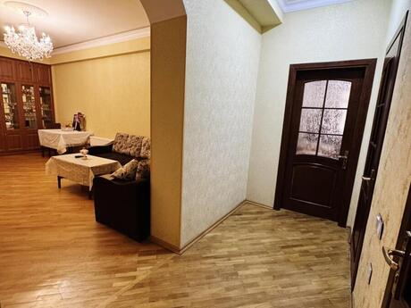 4-room apartment, 135 m², Elmlər Akademiyası: 350 000 ₼ 5