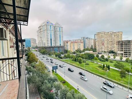 3-room apartment for rent, 100 m², Nizami: 999 ₼/mo 3
