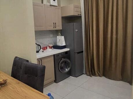 Аренда: 2-комнатная квартира, 68 м², West Town: 800 ₼/мес 4