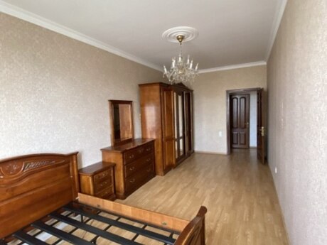 2-room apartment for rent, 85 m², Azadlıq Prospekti: 650 ₼/mo 4