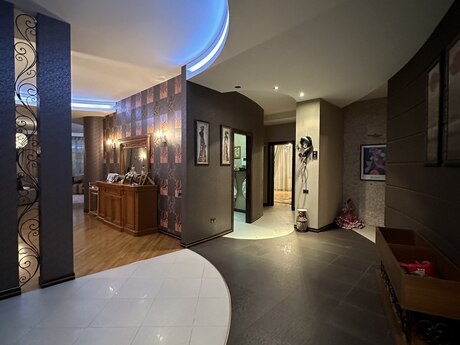 Kirayə 4 otaqlı mənzil, 230 m², Sahil: 2 800 ₼/ay 2