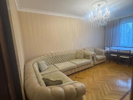 4 otaqlı mənzil, 85 m², Əhmədli: 240 000 ₼ 2