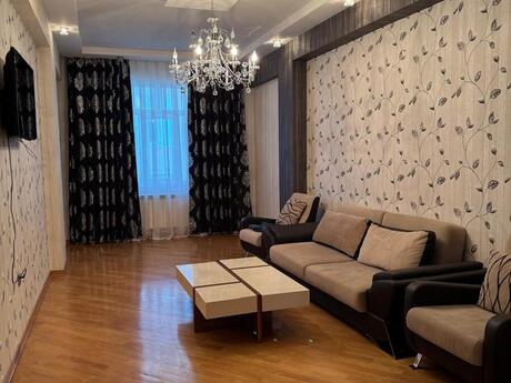 2-room apartment for rent, 65 m², İnşaatçılar: 750 ₼/mo 2