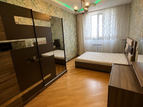 4-room apartment for rent, 140 m², Həzi Aslanov: 855 ₼/mo 4