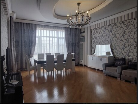 3 otaq · 135 m² · 13/20 mərtəbə, İnşaatçılar