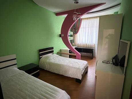 Kirayə 3 otaqlı mənzil, 130 m², Gənclik: 1 000 ₼/ay 4