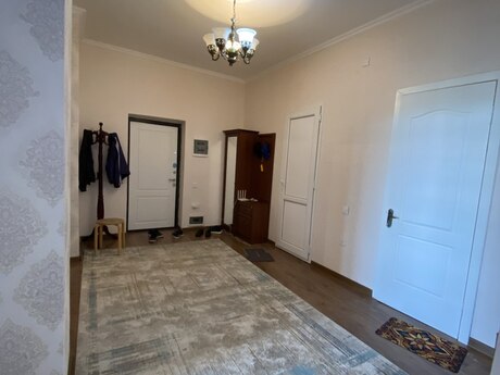 2-комнатная квартира, 105 м², Elmlər Akademiyası: 315 000 ₼ 3