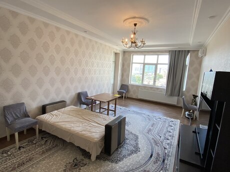 2-комнатная квартира, 105 м², Elmlər Akademiyası: 315 000 ₼ 2