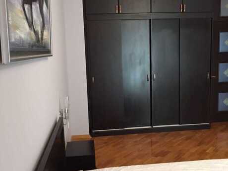 3-room apartment for rent, 130 m², Nizami: 1 500 ₼/mo 5
