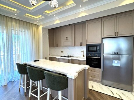 Elan №6487259 - Bakı, Şah İsmayıl Xətai m., 4 otaqlı, 129 m², 10/20 mərtəbə