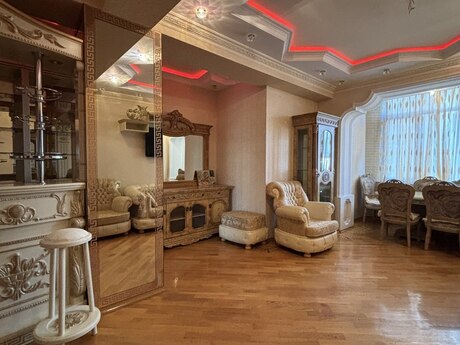4-room apartment for rent, 150 m², Şah İsmayıl Xətai: 1 400 ₼/mo 2
