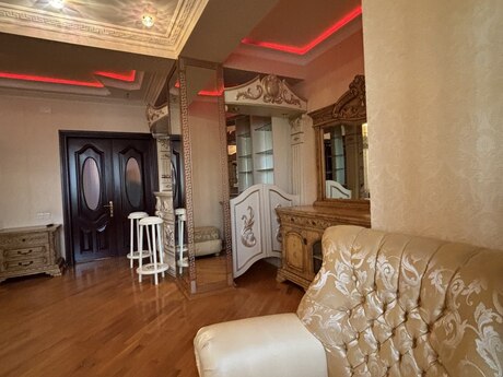 4-room apartment for rent, 150 m², Şah İsmayıl Xətai: 1 400 ₼/mo 5