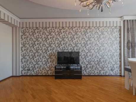 Аренда: 3-комнатная квартира, 135 м², Zərdabi Residence: 1 500 ₼/мес 4
