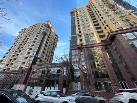 2-комн. · 76 m² · 12/17 этаж, Gənclik