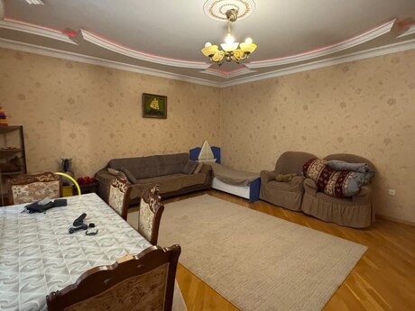 2-комнатная квартира, 90 м², Neftçilər: 210 000 ₼ 2