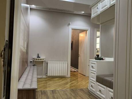 4-комнатная квартира, 150 м², Yeni Yasamal: 265 000 ₼ 4