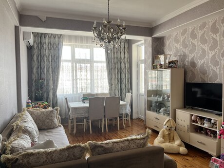 2-комнатная квартира, 77 м², Lökbatan: 150 000 ₼ 2