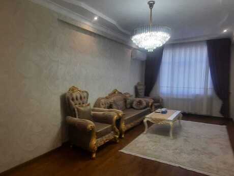 2 otaq · 100 m² · 8/18 mərtəbə, Nəriman Nərimanov