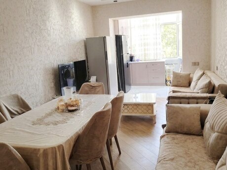 4 rooms · 65 m² · floor 4/5, Nizami