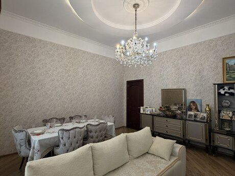 4-room apartment, 200 m², Sahil: 900 000 ₼ 3