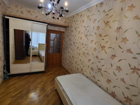 3 rooms · 52 m² · floor 2/5, 20 Yanvar