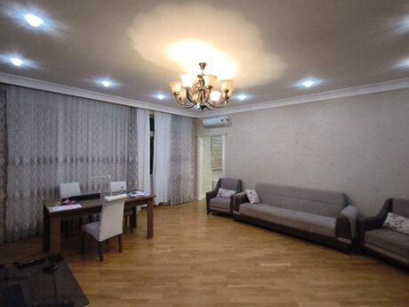 Аренда: 3-комнатная квартира, 170 м², 28 May: 1 550 ₼/мес 3