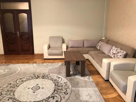 Аренда: 3-комнатная квартира, 170 м², Şah İsmayıl Xətai: 1 400 ₼/мес 3