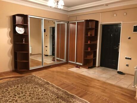 Аренда: 3-комнатная квартира, 170 м², Şah İsmayıl Xətai: 1 400 ₼/мес 4