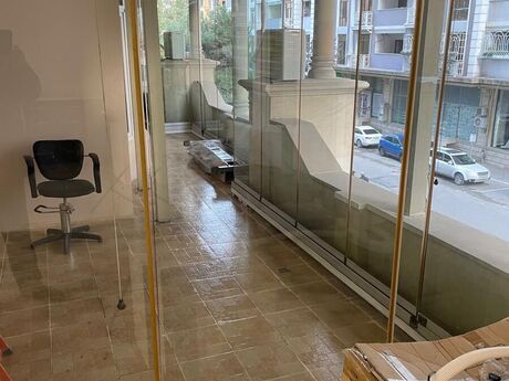 8-комнатная квартира, 330 м², Nəsimi: 1 500 000 ₼ 2