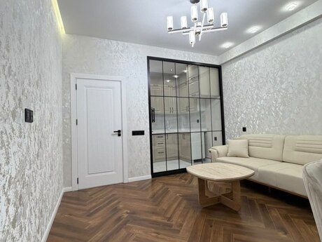 2-room apartment, 70 m², Qara Qarayev: 218 000 ₼ 5