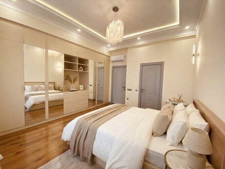 4-комнатная квартира, 121 м², Ağ şəhər: 550 000 ₼ 4