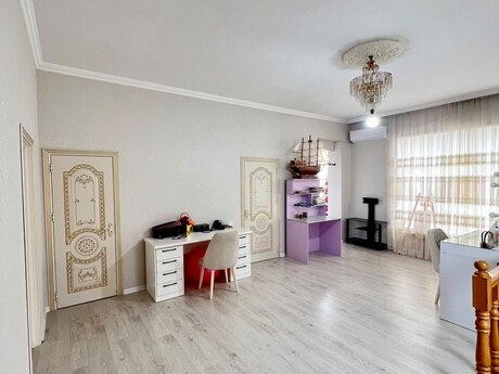 4 otaqlı həyət evi, 200 m², Novxanı: 179 800 ₼ 5