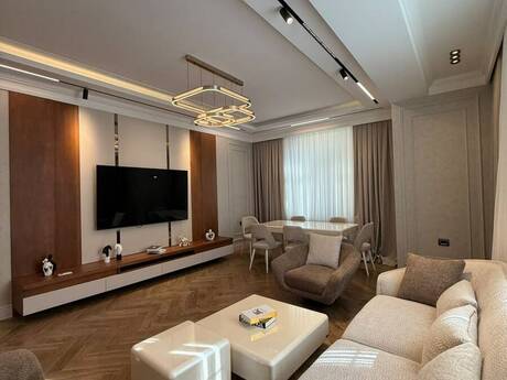 4 otaqlı mənzil, 165 m², Renessans Palace: 920 000 ₼ 2