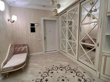 3-room apartment, 112 m², 7-ci mikrorayon: 275 000 ₼ 2