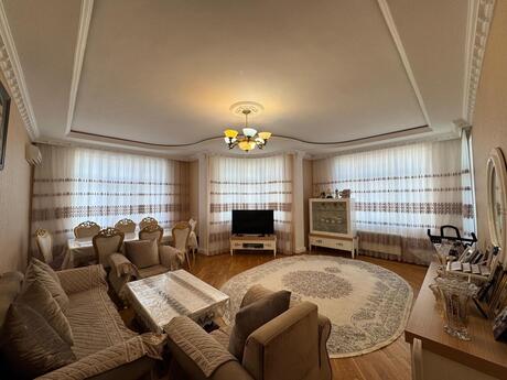 4 otaqlı mənzil, 190 m², Elmlər Akademiyası: 530 000 ₼ 2