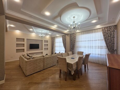 3-room apartment for rent, 150 m², Şah İsmayıl Xətai: 1 500 ₼/mo 4