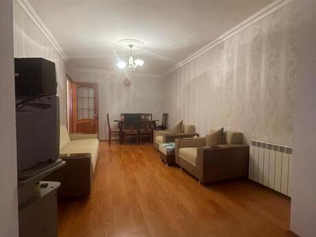 Аренда: 1-комнатная квартира, 30 м², Elmlər Akademiyası: 450 ₼/мес 4