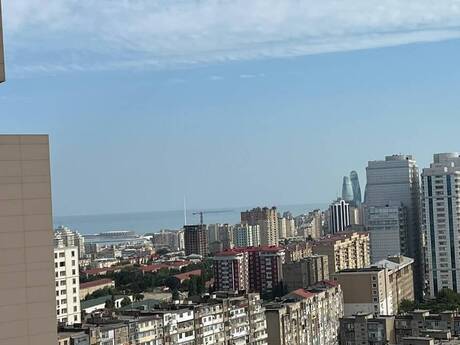 Elan №6487713 - Bakı, 8 Noyabr m., 3 otaqlı, 150 m², 22/27 mərtəbə