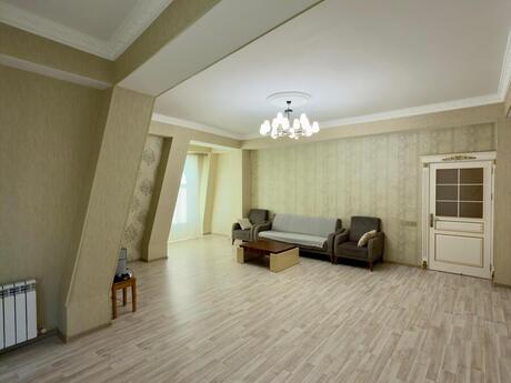 3-комнатная квартира, 126 м², Nəriman Nərimanov: 450 000 ₼ 2