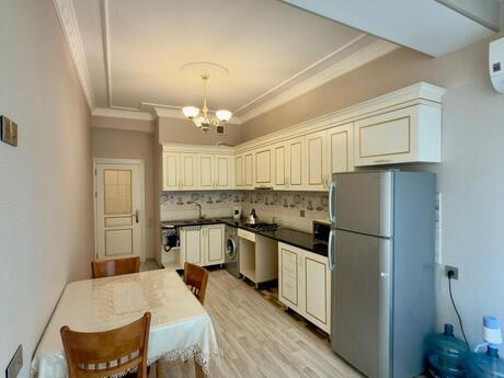 3-комнатная квартира, 126 м², Nəriman Nərimanov: 450 000 ₼ 5
