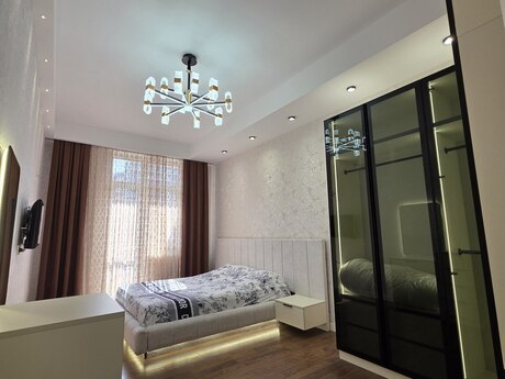 3-комнатная квартира, 107 м², 8 Noyabr: 379 000 ₼ 4