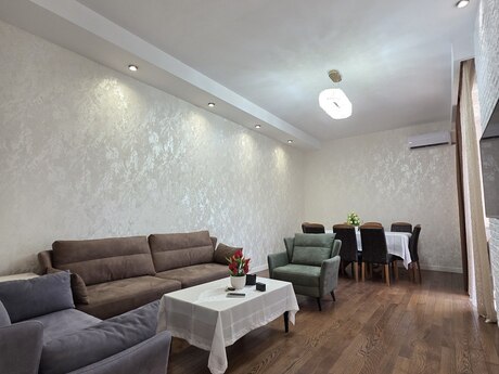 3-комнатная квартира, 107 м², 8 Noyabr: 379 000 ₼ 2
