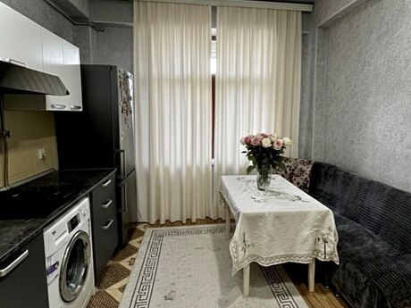 3-комнатная квартира, 110 м², Nəriman Nərimanov: 325 000 ₼ 5