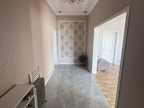 4 otaqlı həyət evi, 205 m², Qobu: 220 000 ₼ 2