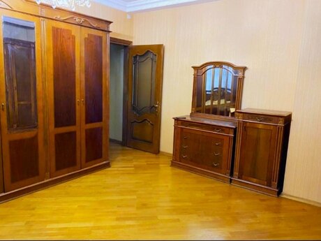 Kirayə 5 otaqlı mənzil, 160 m², 8 Noyabr: 1 200 ₼/ay 5